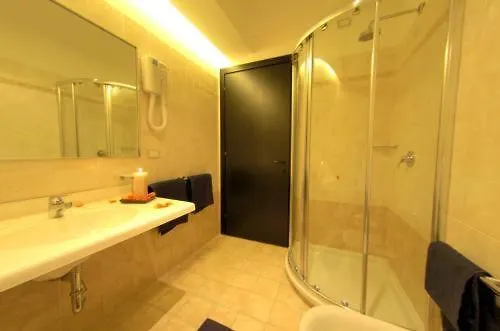 Hotel Lamosa 4*